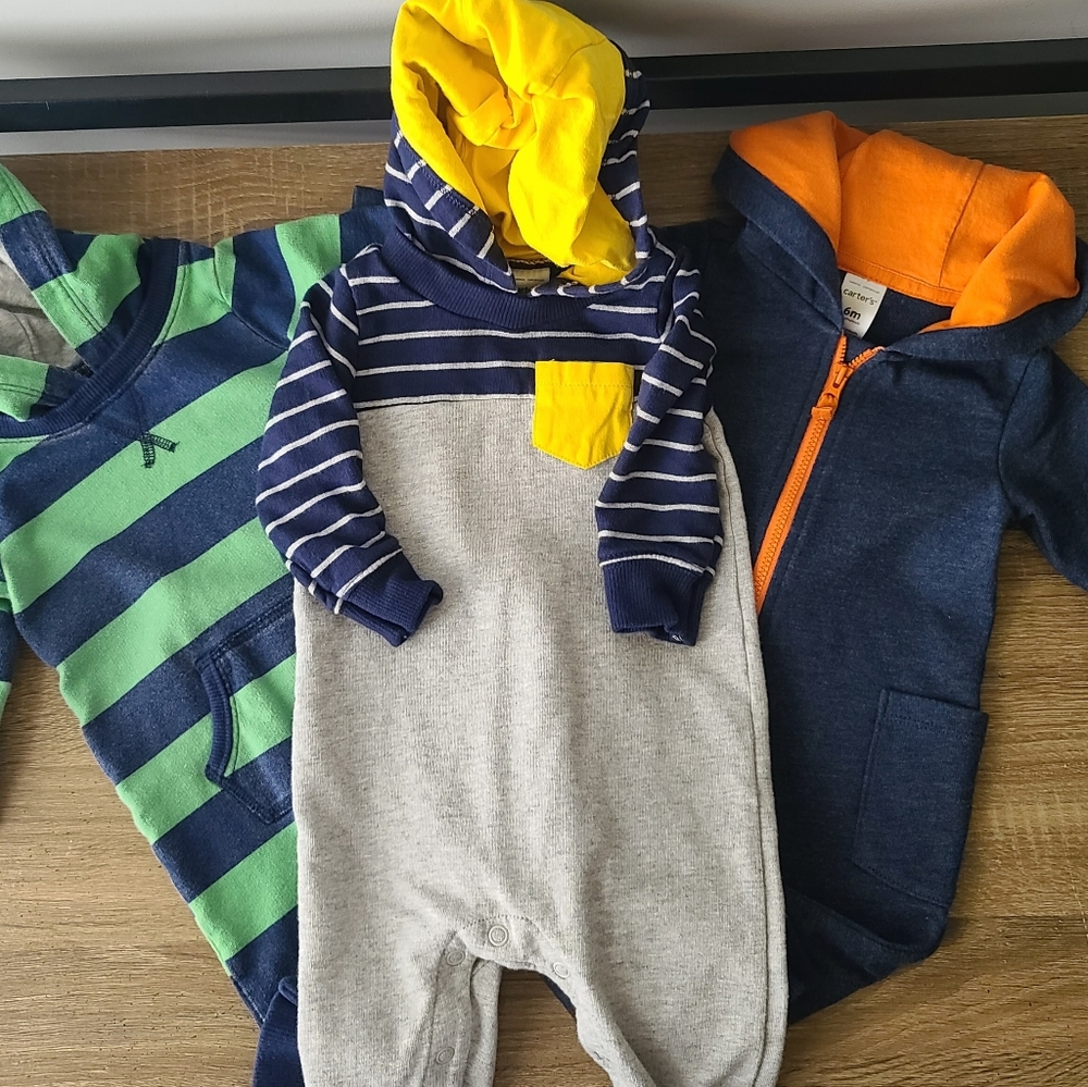 Carter's Long-sleeved Hooded Romper